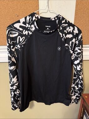 Hurley Black Long-Sleeve Top with White Floral Raglan Sleeves